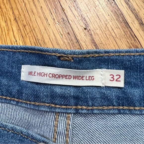 Levi's 32 Womens Mile High Cropped Wide Leg Denim Jeans Blue Meas 36x26.5 - Picture 9 of 10